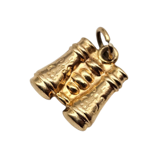 9ct 375 Yellow Gold Binoculars Charm 1967 L 1.0 cm 0.6 g.