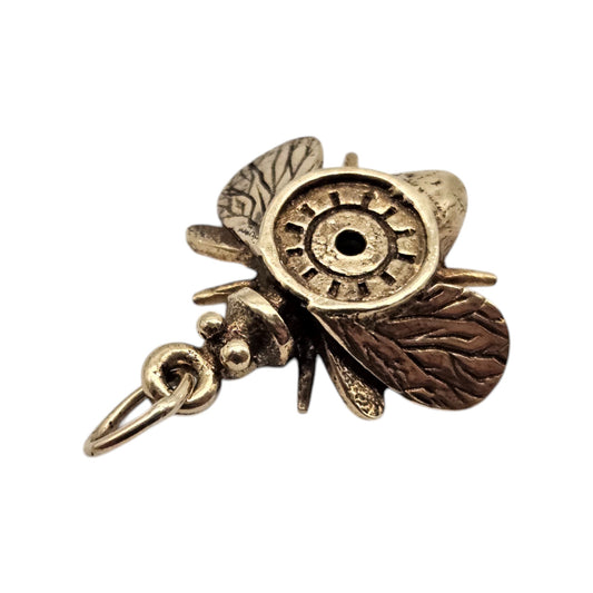 9ct 375 Yellow Gold Bug Insects Charm 1967 L 1.6 cm 2.7 g.