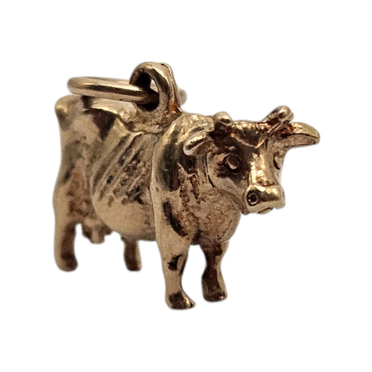 Irish 9ct 375 Yellow Gold Cow Charm 1978 L 1.8 cm 3.3 g.