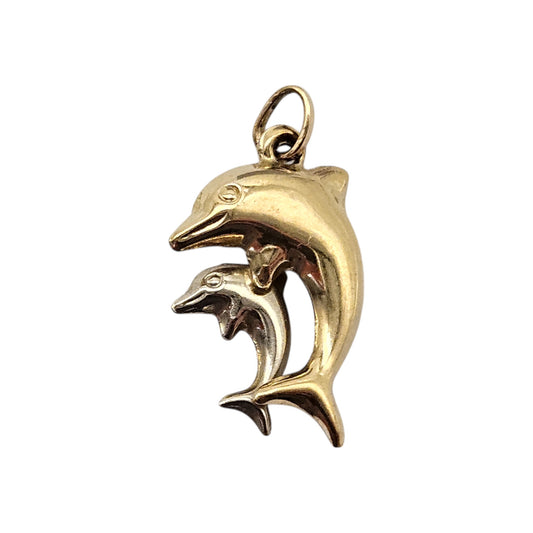 9ct Yellow & White Gold Couple Of Dolphins Charm L 1.7 cm 0.6 g.