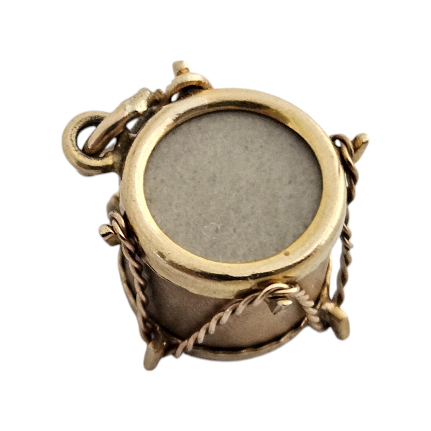 9ct 375 Yellow Gold Drum Charm 1970 L 9 mm 1.3 g.