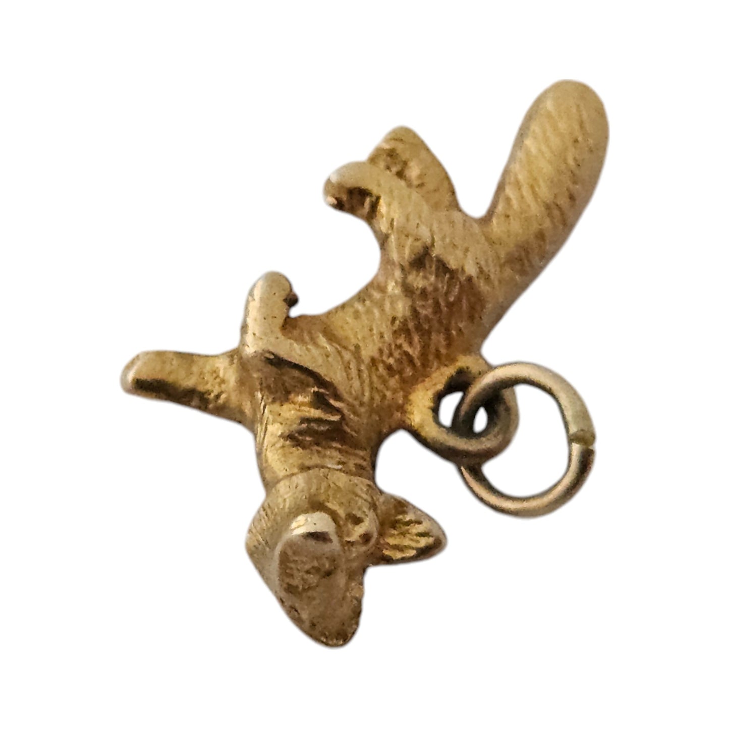 9ct 375 Yellow Gold Fox Charm c.1960's L 1.8 cm 1.9 g.
