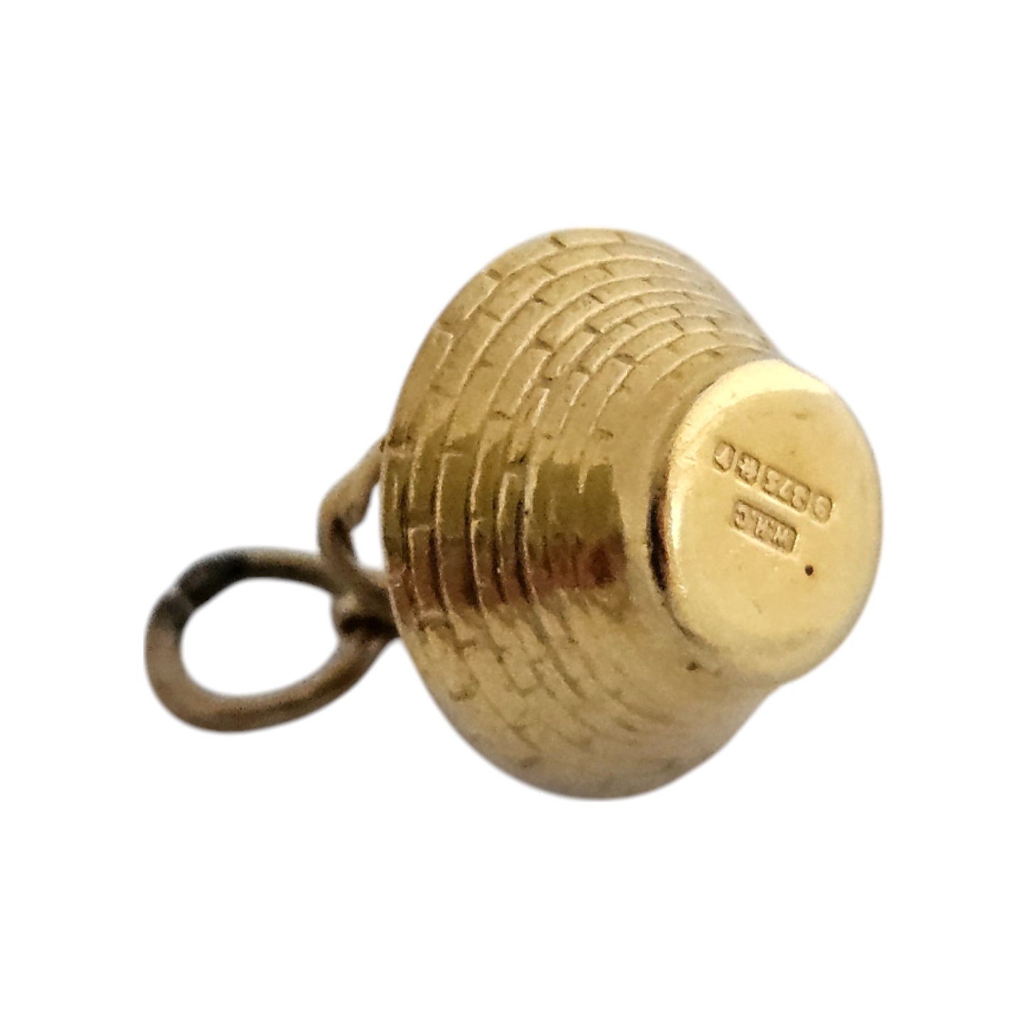 9ct 375 Yellow Gold Fruit Basket Charm 1970 L 1.1 cm 0.8 g.