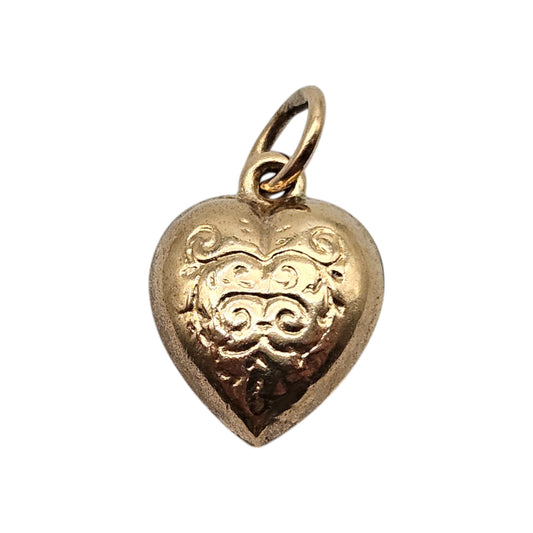 9ct 375 Yellow Gold Engraved Heart Charm 1973 L 1.1 cm 0.6 g.