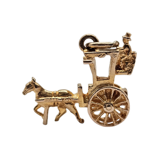 9ct 375 Yellow Gold Horse Carriage Charm 1961 L 1.5 cm 1.9 g.