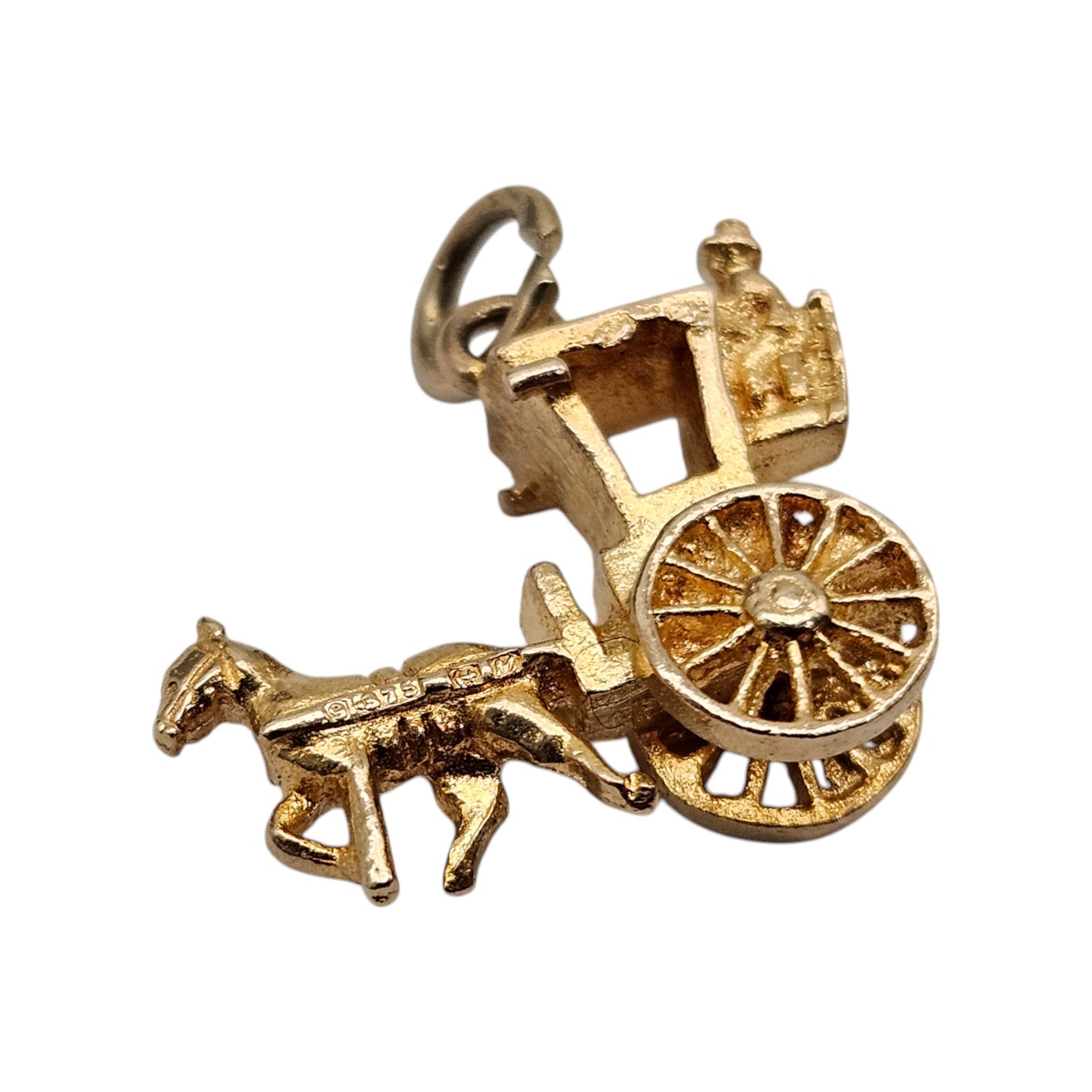 9ct 375 Yellow Gold Horse Carriage Charm 1961 L 1.5 cm 1.9 g.