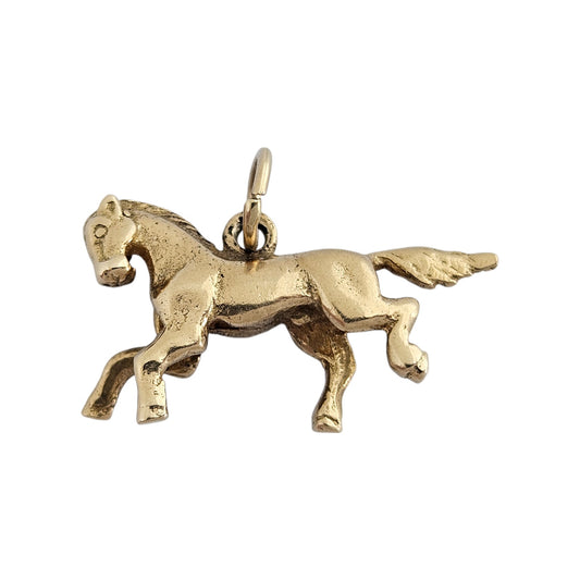 9ct 375 Yellow Gold Horse Charm 1958 L 1.8 cm 1.8 g