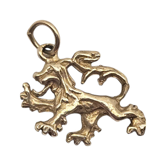 9ct 375 Yellow Gold Lion Charm L 1.5 cm 1.4 g.