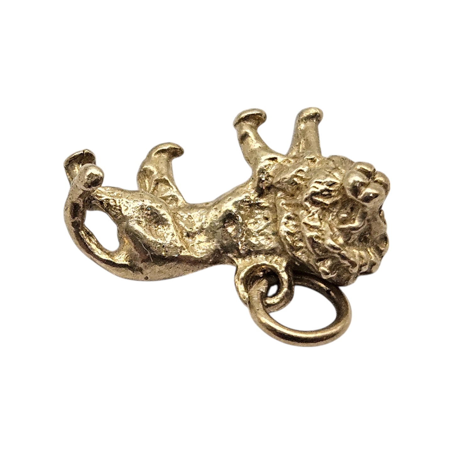 9ct 375 Yellow Gold Lion Charm 2001 L 1.4 cm 1.9 g.