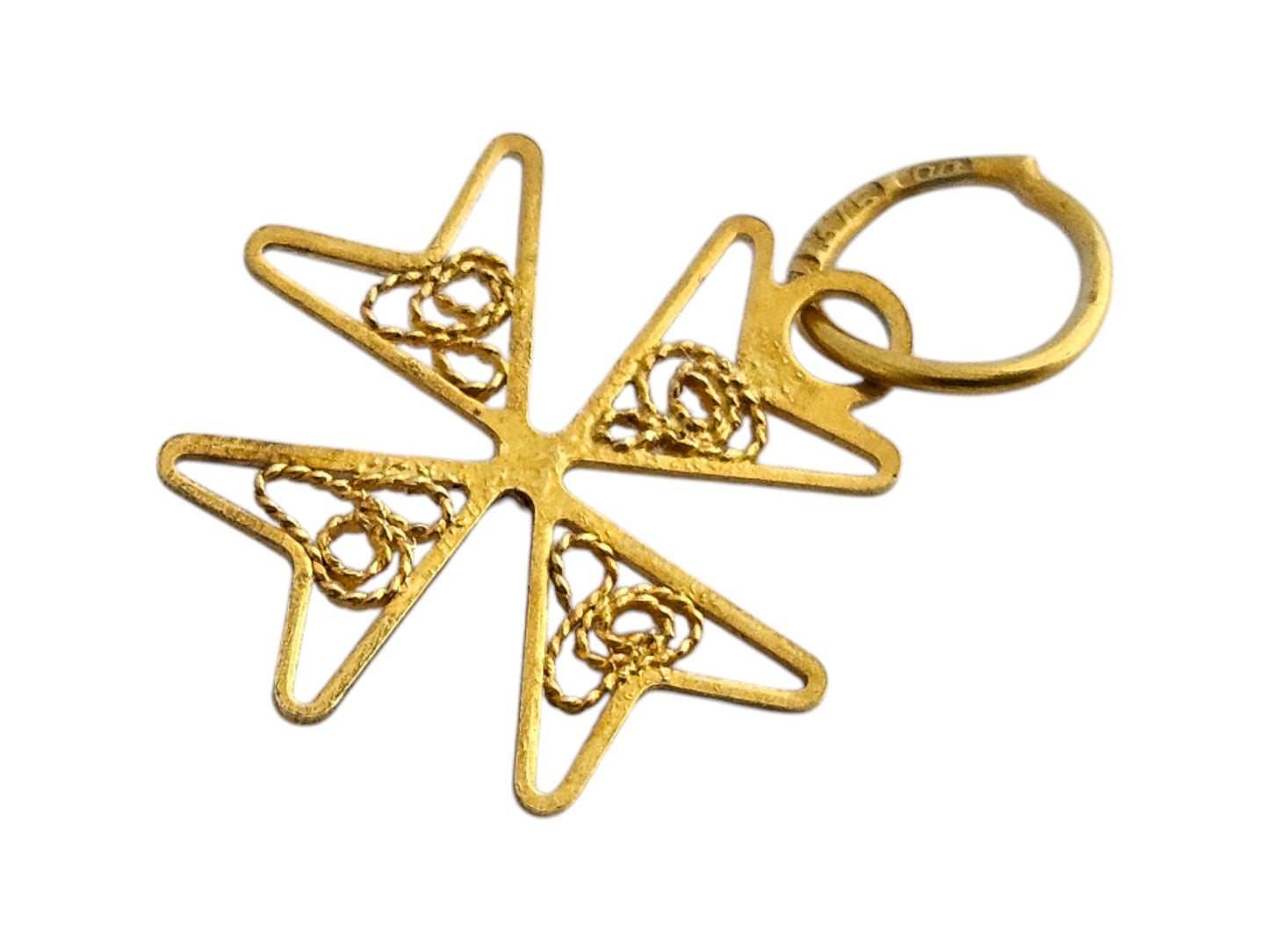 9ct 375 Yellow Gold Maltese Cross Charm or Pendant 1.2 cm 0.3 g.