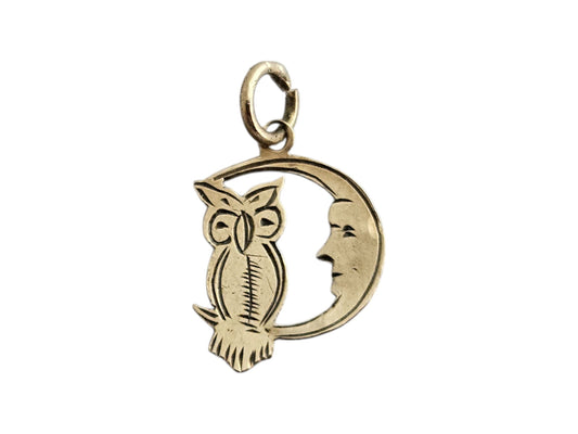 Chester 9ct 375 Yellow Gold Owl on the Moon Charm 1951 L 1.3 cm 0.4 g.