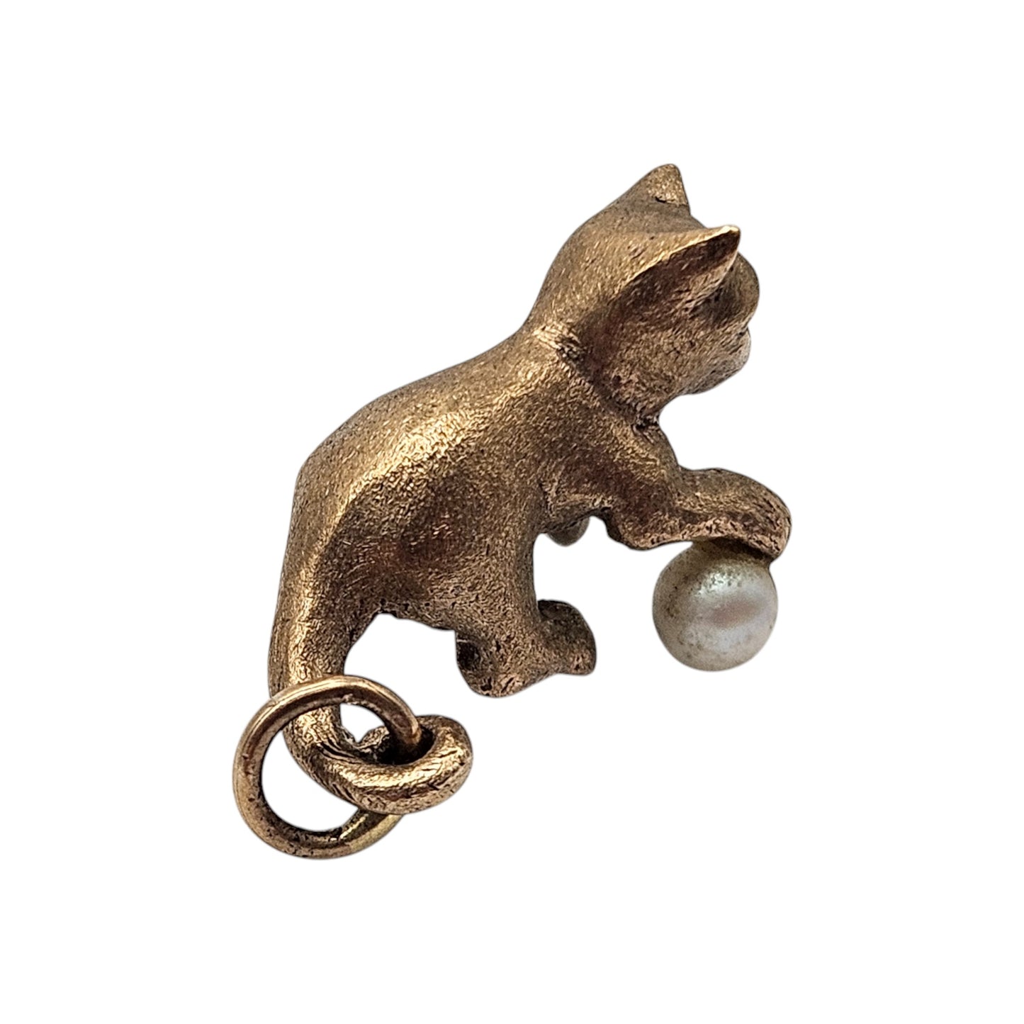 Heavy 9ct 375 Yellow Gold Playful Cat Charm 1966 L 2.1 cm 6.8 g.