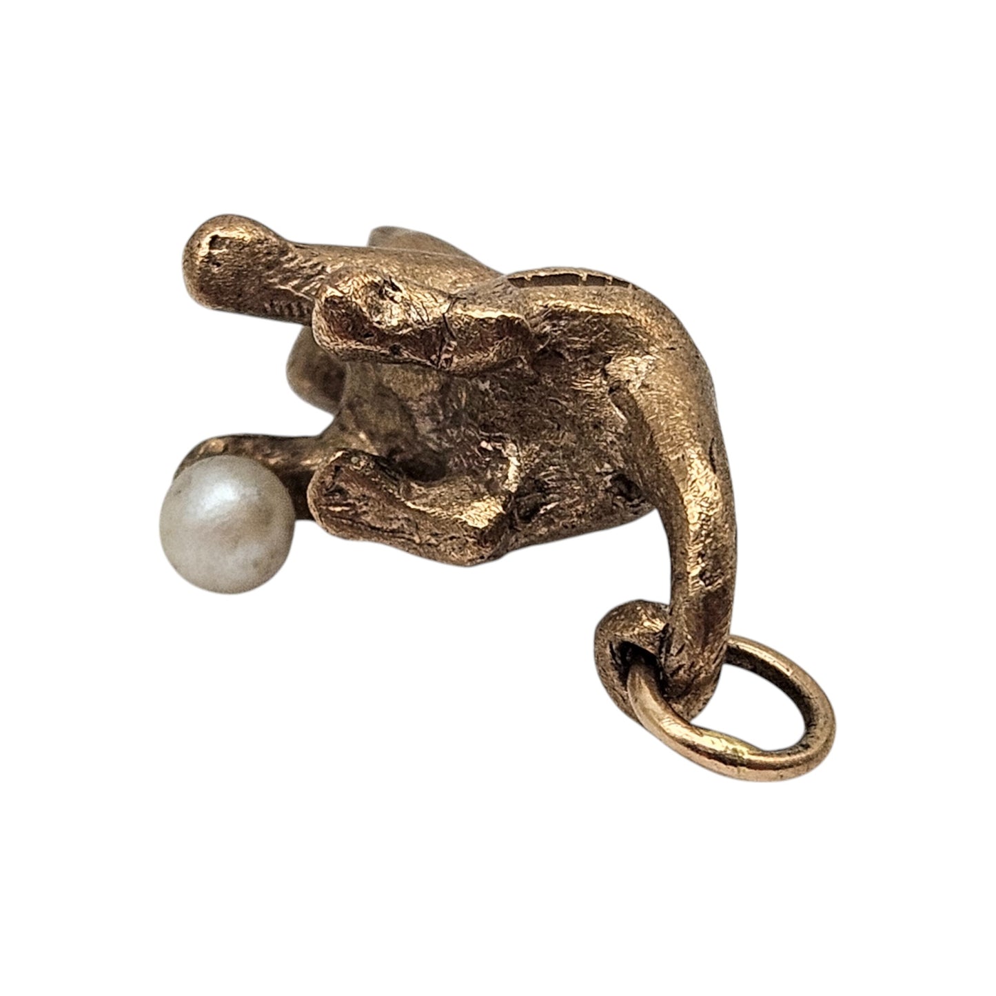 Heavy 9ct 375 Yellow Gold Playful Cat Charm 1966 L 2.1 cm 6.8 g.