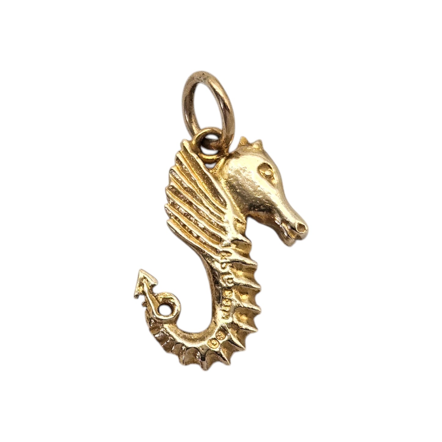 9ct 375 Yellow Gold Seahorse Charm 1965 L 1.6 cm 1.5 g.