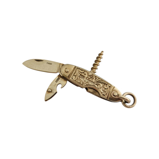 9ct 375 Yellow Gold Pocket Knife Opening Charm 1967 L 2.7 cm 6.7 g